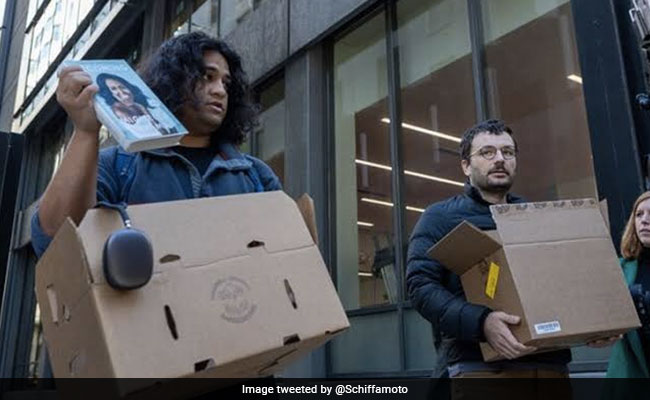 Video: After Elon Musk's Twitter Takeover, Two Men Pretend To Be Laid-Off Employees Outside Headquarters