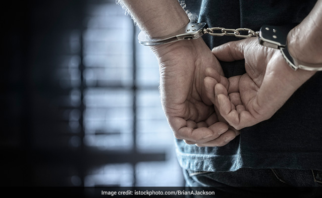 30 Indians Living Illegally In US Arrested By Immigration Agents