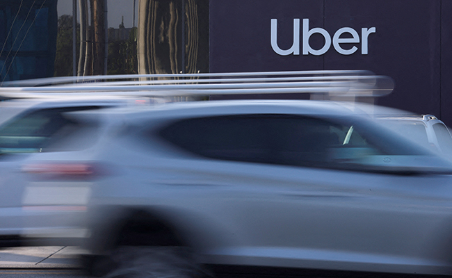 Uber, Lyft To Pay $328 Million To Settle New York Wage Theft Lawsuit