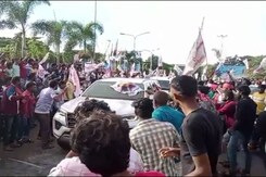 Andhra Ministers' Cars Attacked By Actor Pawan Kalyan's Supporters Andhra Ministers' Cars Attacked By Actor Pawan Kalyan's Supporters