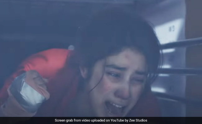 <i>Mili</i> Trailer: Janhvi Kapoor Promises A "Chilling Tale Of Survival"
