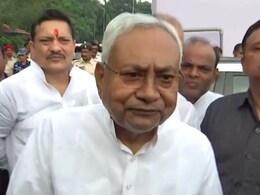 स्टीमर टकराने से लगी थी चोट, गाड़ी से छठ घाट के निरीक्षण पर बोले नीतीश कुमार स्टीमर टकराने से लगी थी चोट, गाड़ी से छठ घाट के निरीक्षण पर बोले नीतीश कुमार