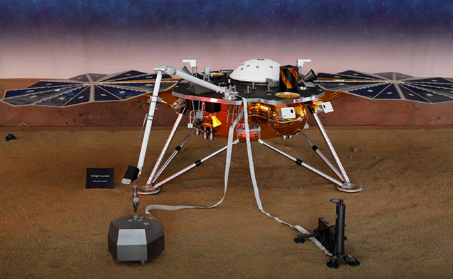 As InSight lander nears end, NASA details meteorite strike on Mars