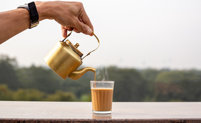 Milk tea can impair the absorption of nutrients like magnesium and calcium