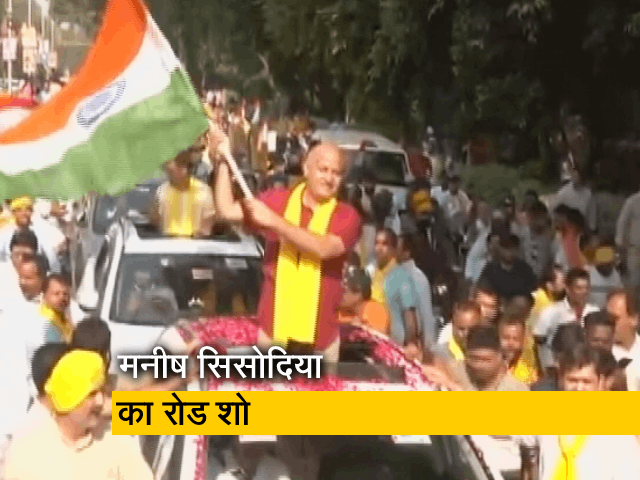आबकारी मामला: CBI पूछताछ से पहले मनीष सिसोदिया ने किया रोड शो, BJP ने बताया ड्रामा 
