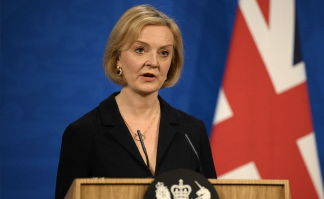 "Expect Disciplinary Action": UK PM Liz Truss Warns Rebel Lawmakers