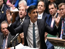 Rishi Sunak Cheers Up UK's Tories, But Opposition Senses Weakness Rishi Sunak Cheers Up UK's Tories, But Opposition Senses Weakness