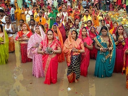 दिल्लीवासी छठ पर नदी में स्नान करने से पहले जान लें ये जरूरी बातें, नहीं तो सेहत पर पड़ सकता है भारी दिल्लीवासी छठ पर नदी में स्नान करने से पहले जान लें ये जरूरी बातें, नहीं तो सेहत पर पड़ सकता है भारी