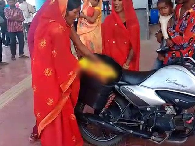 Denied Ambulance, Madhya Pradesh Couple Carry Stillborn In Bike Side Box