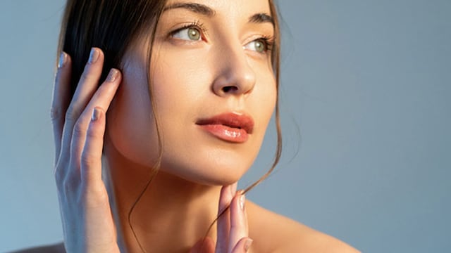 Paya broth is rich in collagen and amino acids that can boost skin health