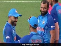 '4 गेंद पर 4 विकेट', ऑस्ट्रेलिया पर मोहम्मद शमी का बरपा कहर, केवल 6 गेंद करके भारत को दिला दी जीत '4 गेंद पर 4 विकेट', ऑस्ट्रेलिया पर मोहम्मद शमी का बरपा कहर, केवल 6 गेंद करके भारत को दिला दी जीत