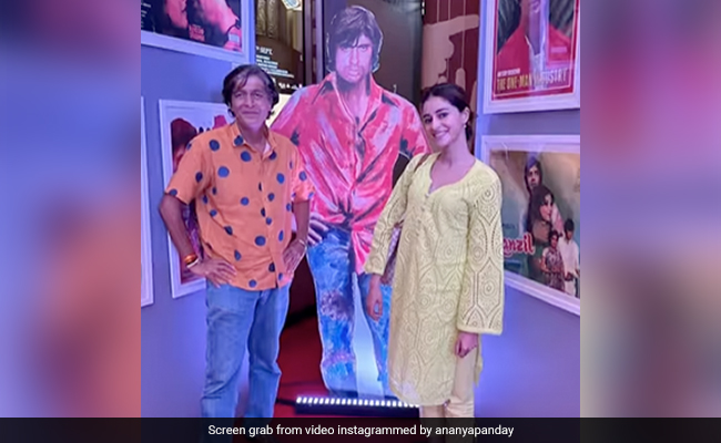 Chunky Panday Already Watched Amitabh Bachchan's <i>Amar Akbar Anthony</i> 20 Times. Now Again With Ananya