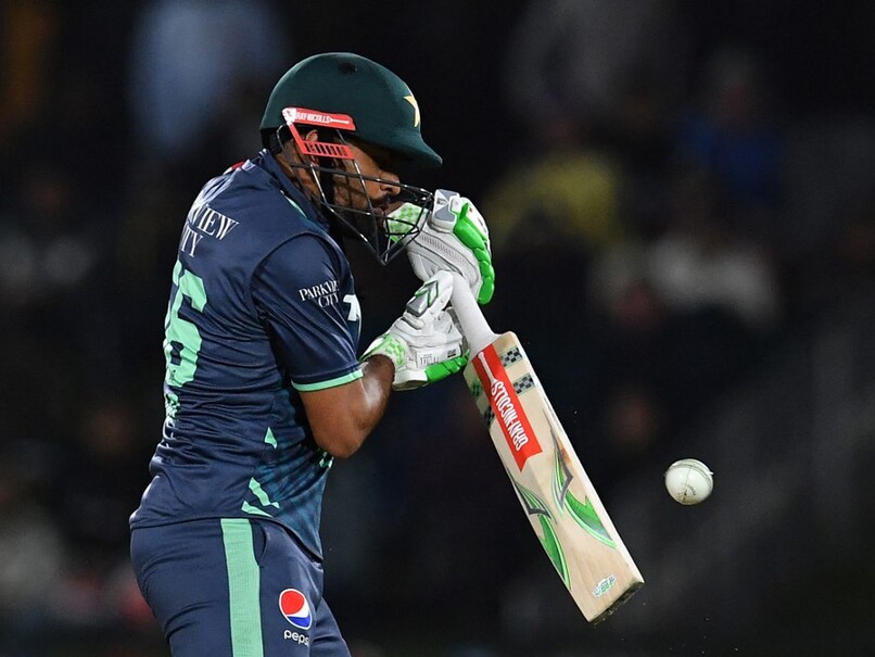 New Zealand vs Pakistan, 4th Match, T20I Tri-Series Live Score: Michael Bracewell Removes Babar Azam As Pakistan Go Four Down