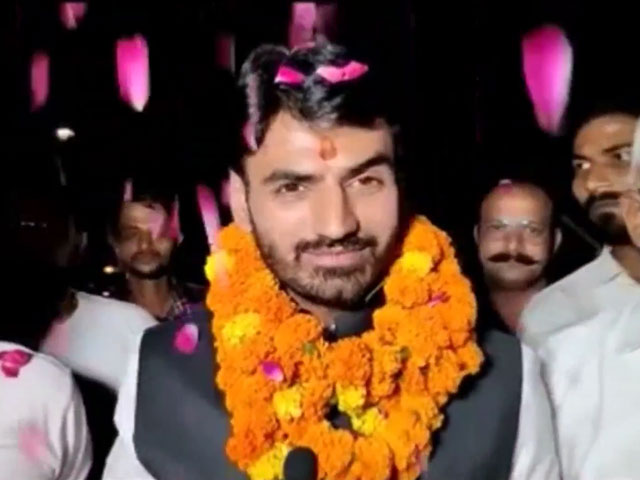 Noida Politician Seen Abusing Woman Gets Grand Welcome After Jail Release