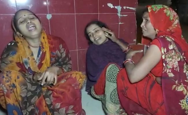 UP के हरदोई में खूनी संघर्ष, गोली लगने से पिता-पुत्र की मौत, दूसरे पक्ष से 4 घायल