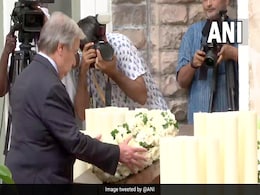 UN Chief Pays Tributes To 26/11 Victims At Taj Hotel In Mumbai UN Chief Pays Tributes To 26/11 Victims At Taj Hotel In Mumbai