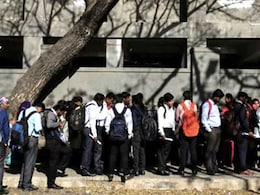 Unemployment Rate Declines To 6.7 Percent In India's Urban Areas: Survey Unemployment Rate Declines To 6.7 Percent In India's Urban Areas: Survey
