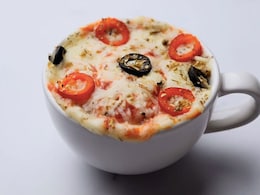 Pizza In A Cup: This Instant Recipe By Kunal Kapur Will Tingle Your Tastebuds Pizza In A Cup: This Instant Recipe By Kunal Kapur Will Tingle Your Tastebuds