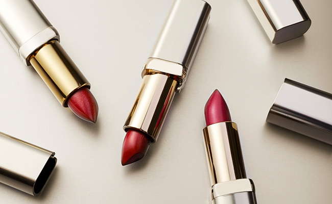 These 5 Creamy Lipsticks Are Sure To Give Your Lips A Smooth Finish