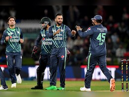 PAK vs BAN: बांग्लादेश के खिलाफ पाकिस्तान टी20 स्क्वाड से ये दो बड़े नाम हुए बाहर PAK vs BAN: बांग्लादेश के खिलाफ पाकिस्तान टी20 स्क्वाड से ये दो बड़े नाम हुए बाहर