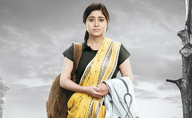 स्टूडेंट लाइफ की मस्ती और चैलेंजेज को फिर से करना चाहते हैं महसूस तो देखें ये शानदार वेब सीरीज