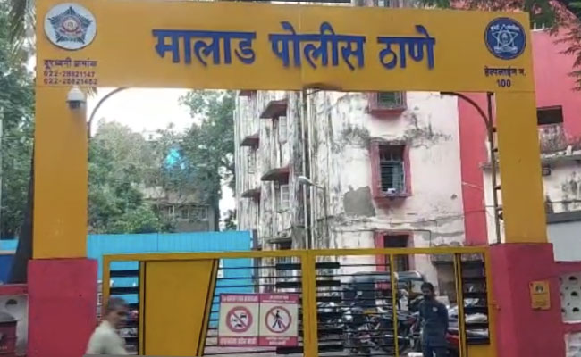 ATM से छेड़छाड़ कर बैंकों को लाखों का चूना लगाने वाले दो आरोपी गिरफ्तार