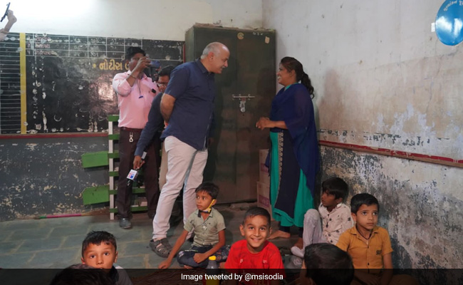 AAP's Manish Sisodia Jibes At PM Modi On His Visit To Gujarat School