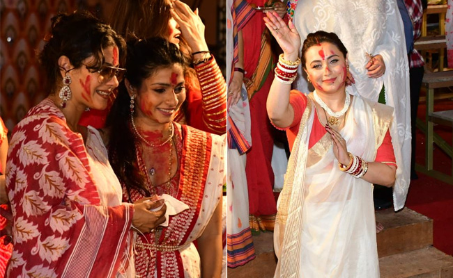 Durga Puja 2022: Kajol And Rani Mukerji Play Sindoor Khela At Pandal In Mumbai