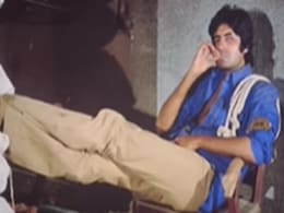 After Watching Amitabh Bachchan's <i>Deewar</i> In A Cinema, Daughter Shweta Posted This After Watching Amitabh Bachchan's <i>Deewar</i> In A Cinema, Daughter Shweta Posted This
