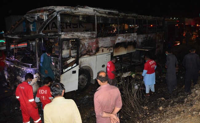 Pakistan Bus Fire Kills 18 Flood Victims, 12 Of Them Children