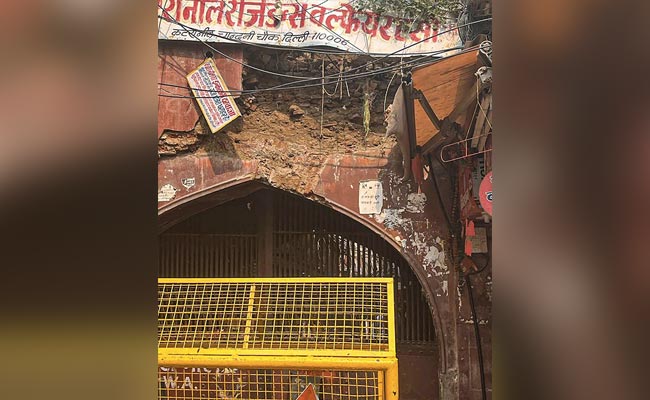 165-Year-Old Mughal Era Gateway Crumbles In Delhi's Chandni Chowk