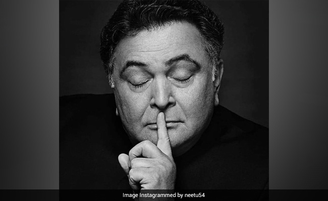 Neetu Kapoor Is Missing The "Noise" Of Rishi Kapoor. Anushka Sharma Sends Love