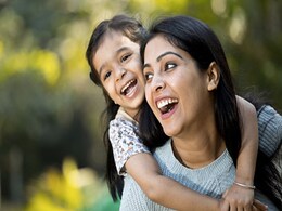 International Women's Day: हमेशा रहना है खुश, दिखना है खूबसूरत और सेहतमंद, तो आज से ही अपनाएं ये आदतें International Women's Day: हमेशा रहना है खुश, दिखना है खूबसूरत और सेहतमंद, तो आज से ही अपनाएं ये आदतें