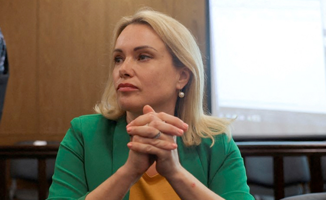 Russian Journalist, Who Protested Ukraine War On-Air, Escapes House Arrest