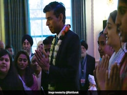 'हम ऐसा ब्रिटेन बनाएंगे, जहां हमारे बच्चे और पोते अपने दीये जला सकें' : दीवाली रिसेप्शन में बोले ऋषि सुनक  'हम ऐसा ब्रिटेन बनाएंगे, जहां हमारे बच्चे और पोते अपने दीये जला सकें' : दीवाली रिसेप्शन में बोले ऋषि सुनक