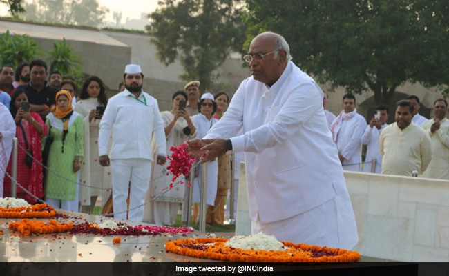 Gandhis By His Side, Mallikarjun Kharge To Take Congress Charge Today