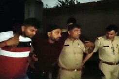 Chain Snatcher Injured In Police Encounter In Noida Chain Snatcher Injured In Police Encounter In Noida