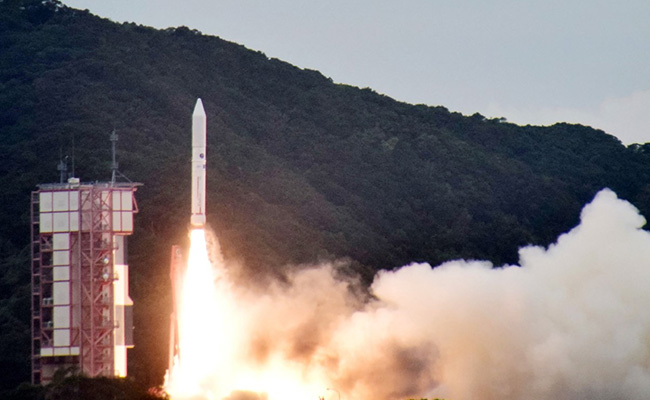 Japan Orders Space Rocket To Self-Destruct After First Failed Launch Since 2003