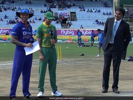 Watch: Javagal Srinath With An Oops Moment At Toss As He Forgets To Give Shikhar Dhawan The Coin In 2nd ODI