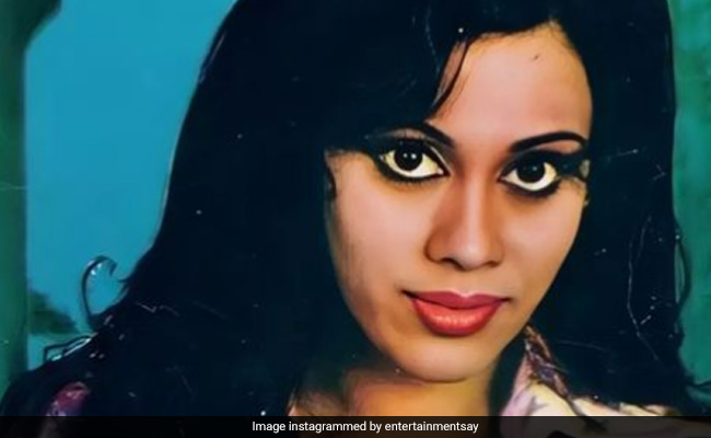 फोटो में दिख रही यह खूबसूरत हसीना रह चुकी है फेमिना मिस इंडिया, डांसर और वैम्प के रोल में खूब हुई थी लोकप्रिय, पहचाना?