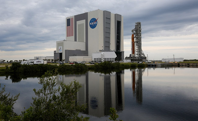 NASA Looks To Launch Its Moon Mega-Rocket (Artemis) On November 14