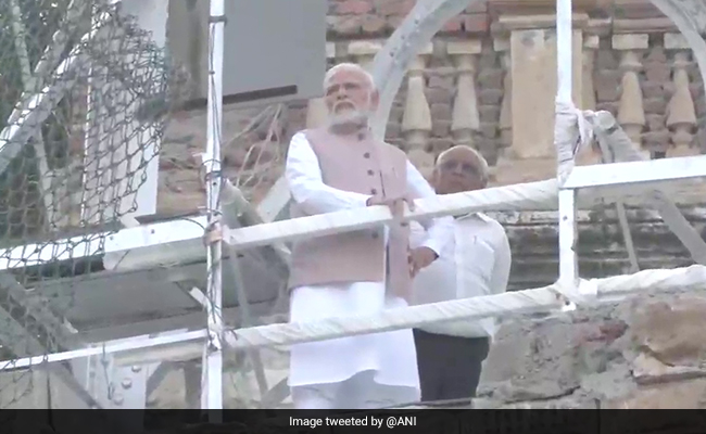 मोरबी हादसा : आज गुजरात में एक दिन का राजकीय शोक, सरकारी भवनों पर राष्ट्रीय ध्वज आधा झुका