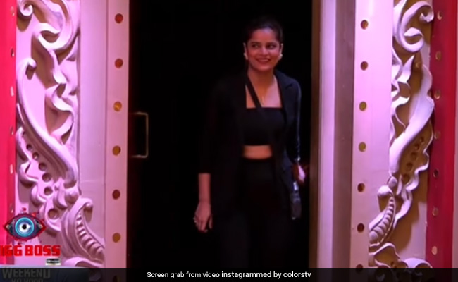 घर में हिंसा करने वाली अर्चना गौतम को मिला दूसरा मौका, हुई Bigg Boss 16 में दोबारा एंट्री, उड़े कई कंटेस्टेंट्स के होश