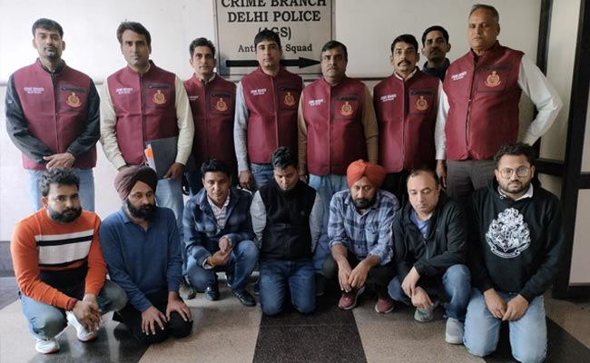 कनॉट प्लेस से चल रहा था फर्जी वीजा रैकेट , मास्टरमाइंड समेत 8 गिरफ्तार