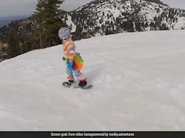Viral Video: Little Girl Sings While Snowboarding, Internet Is Loving It Viral Video: Little Girl Sings While Snowboarding, Internet Is Loving It