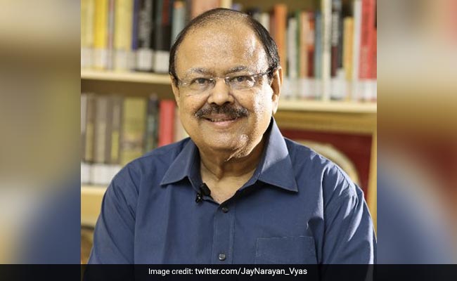 Ex-Gujarat Minister Jay Narayan Vyas Joins Congress Days After Quitting BJP