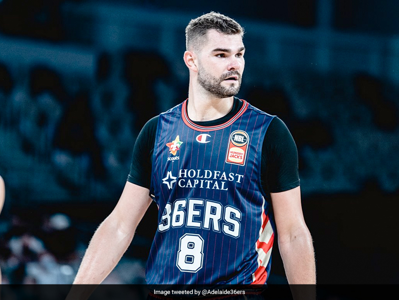 Australian Basketballer Isaac Humphries Comes Out As Gay