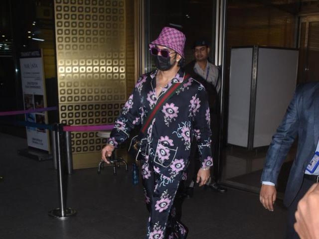 What's Not To Love About Ranveer Singh's Airport Style?