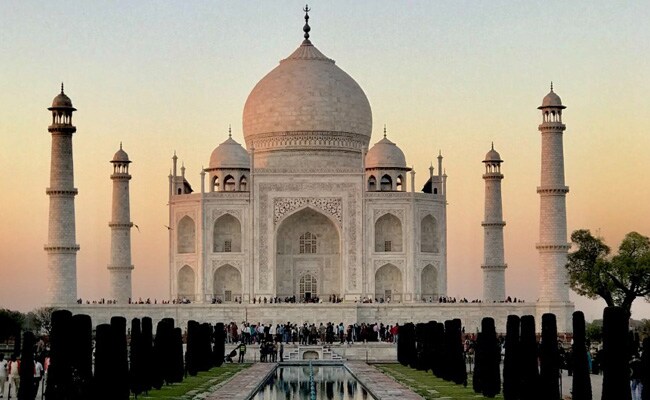 Free Entry For Three Days In Taj Mahal On Shah Jahan s Urs Sew What News