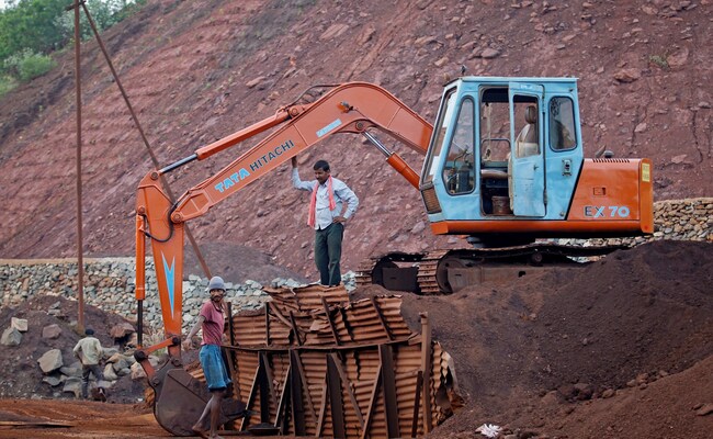 Export Duty Cut Boosts Steel Stocks Even As Sensex Loses Nearly 500 Points Export Duty Cut Boosts Steel Stocks Even As Sensex Loses Nearly 500 Points